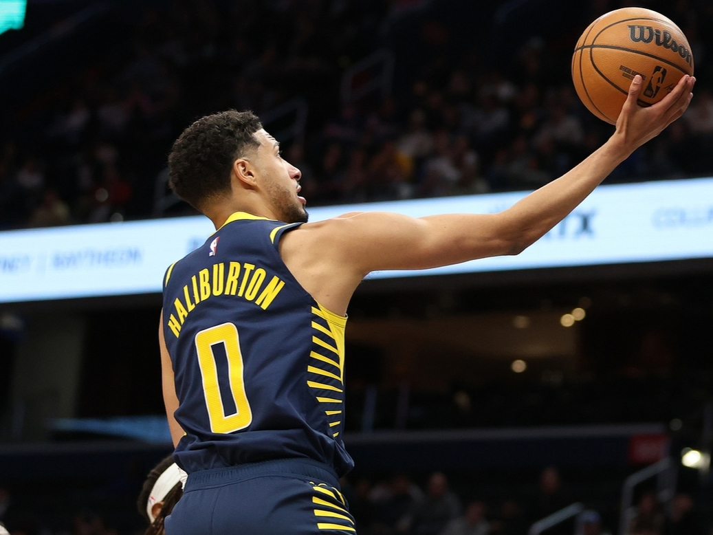 印第安纳步行者训练开放日，赛前完成体检引欢呼，NBA常规赛在即，训练强度明显提升的简单介绍